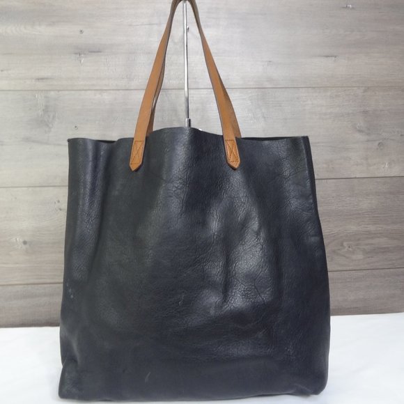 Madewell Handbags - Madewell Large Black Leather Tote Shoulder Bag